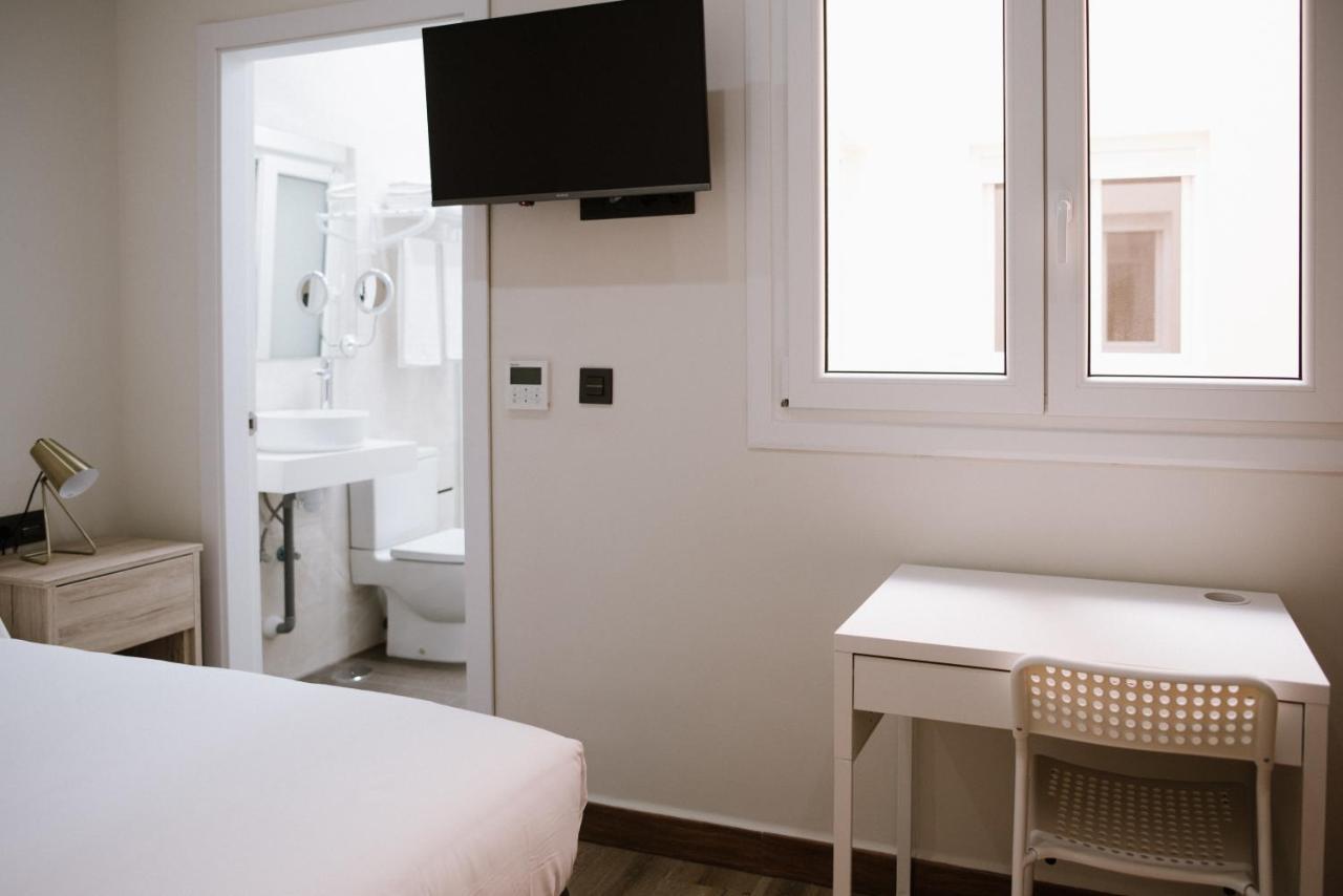 Hotel Melilla Centro ภายนอก รูปภาพ