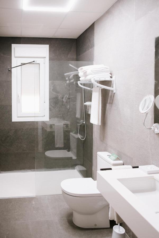 Hotel Melilla Centro ภายนอก รูปภาพ