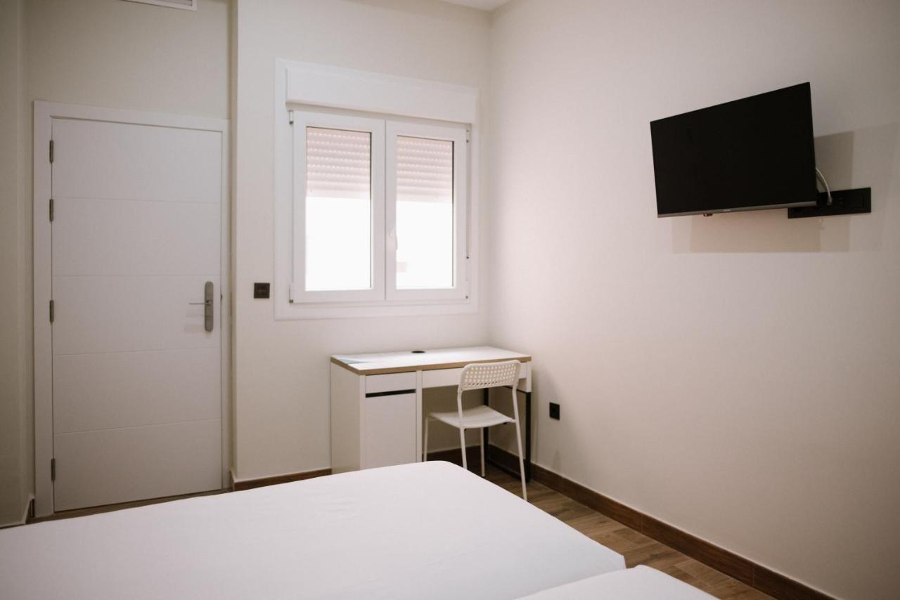 Hotel Melilla Centro ภายนอก รูปภาพ
