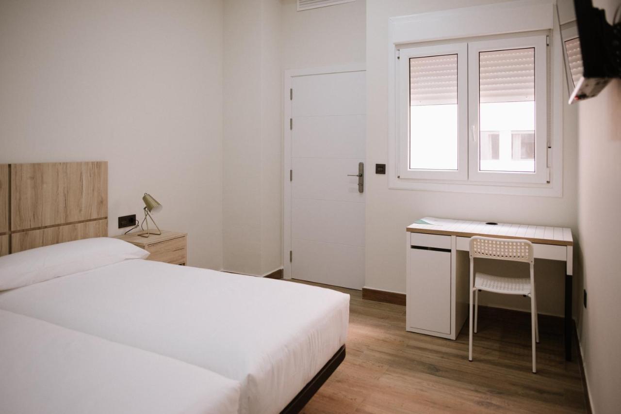 Hotel Melilla Centro ภายนอก รูปภาพ