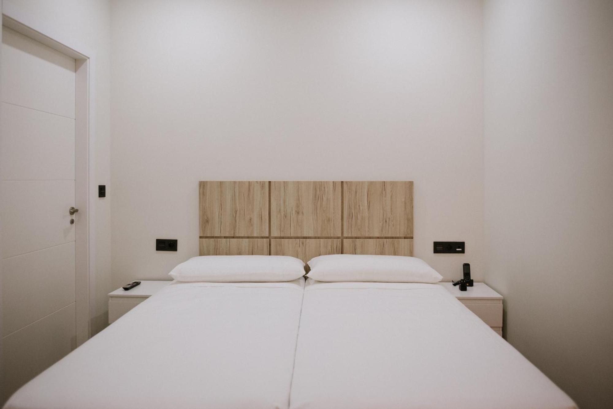 Hotel Melilla Centro ภายนอก รูปภาพ