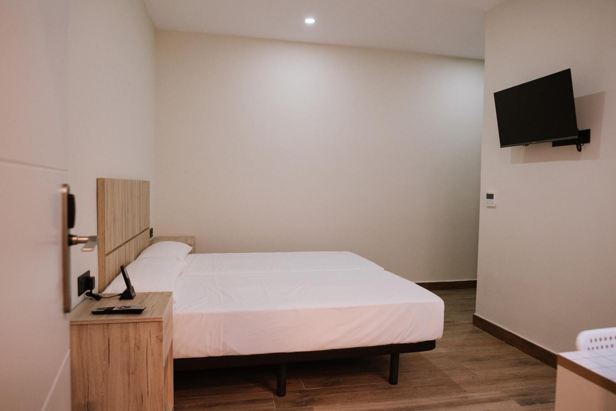 Hotel Melilla Centro ภายนอก รูปภาพ