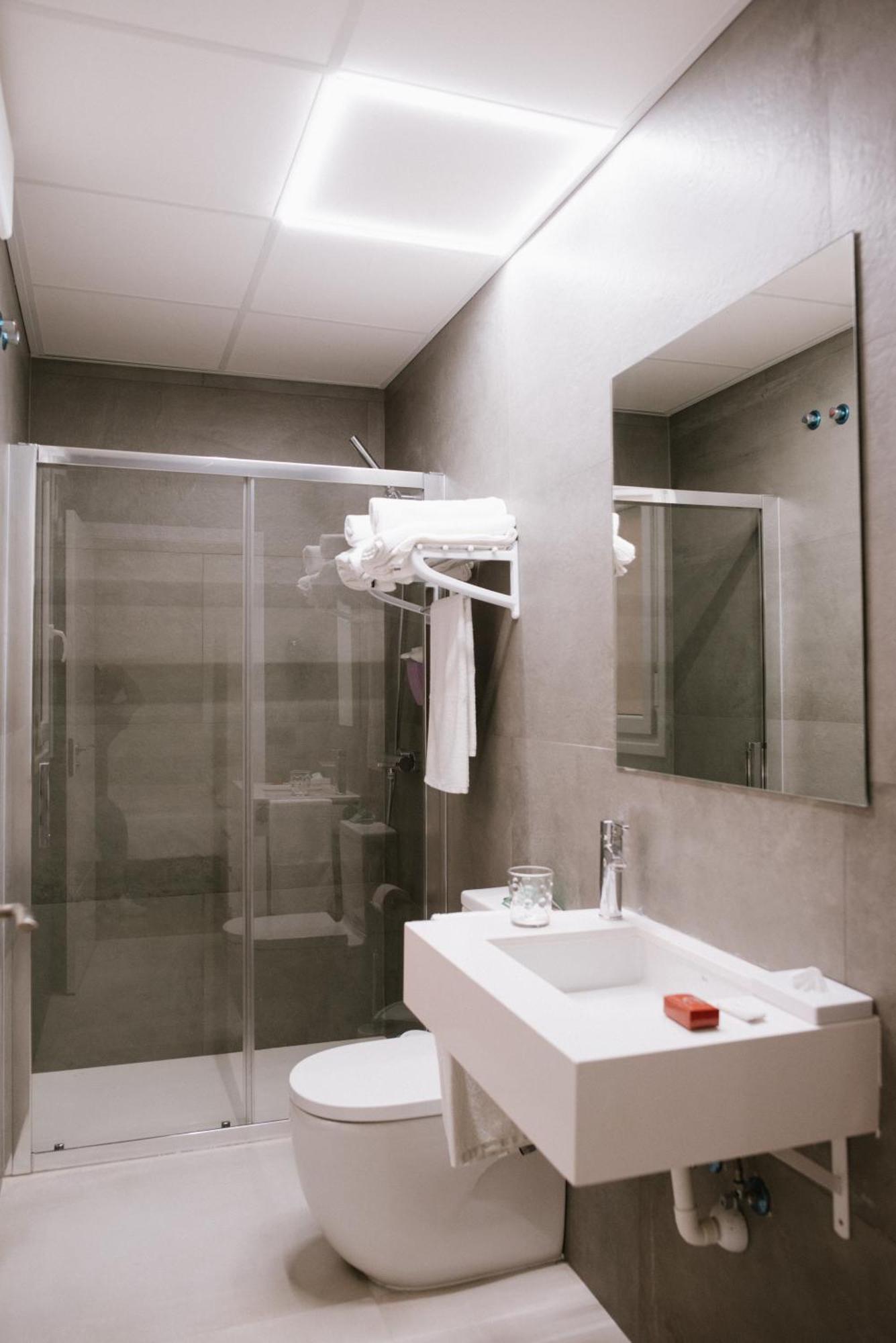 Hotel Melilla Centro ภายนอก รูปภาพ