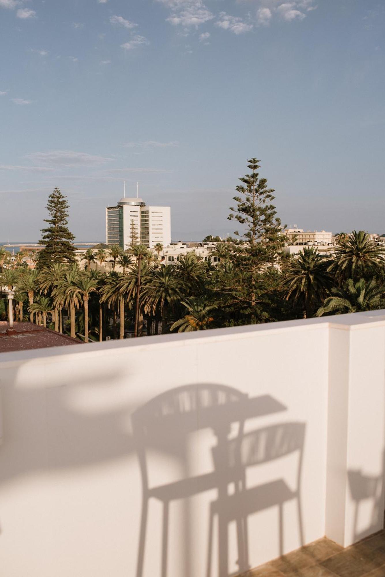 Hotel Melilla Centro ภายนอก รูปภาพ