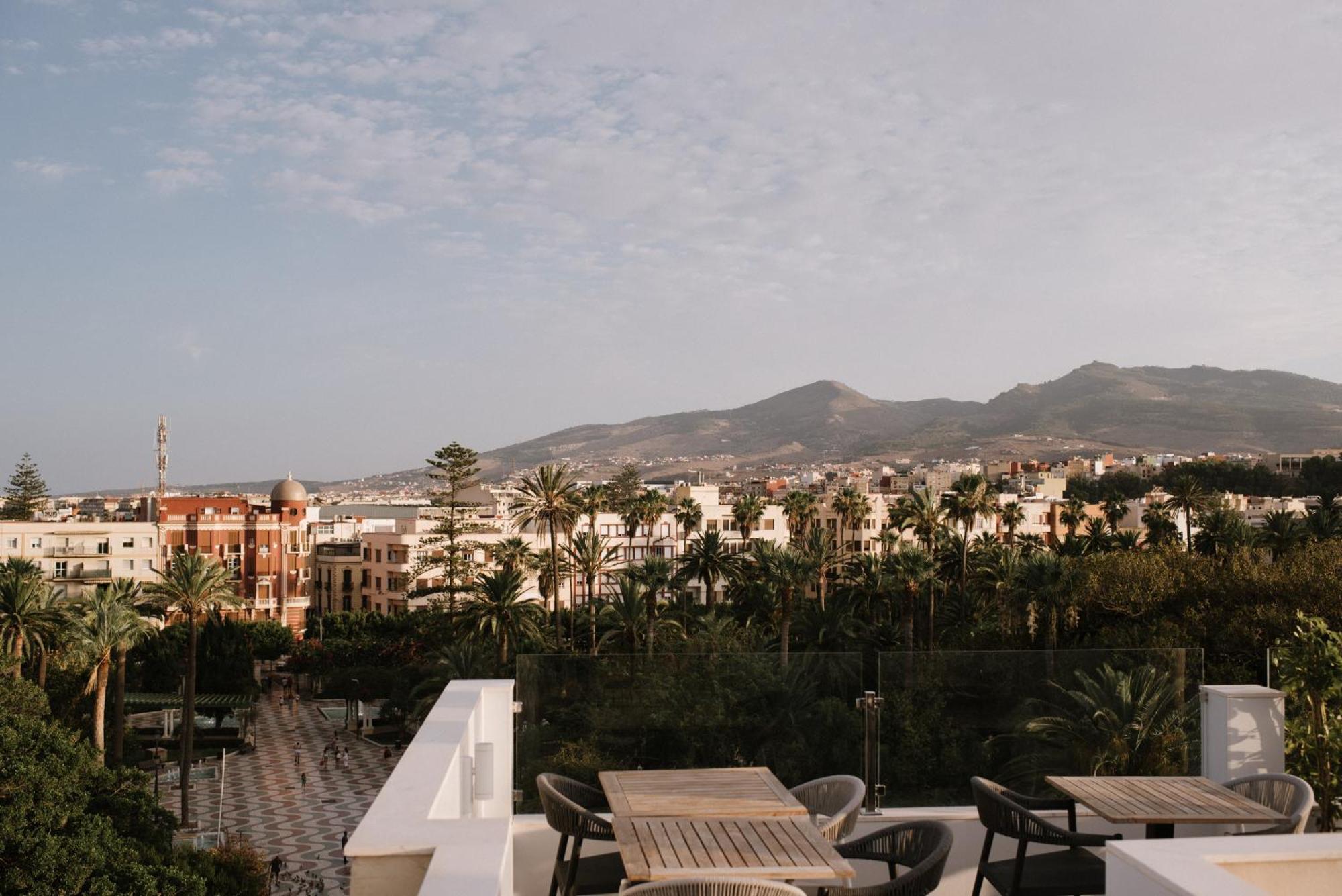 Hotel Melilla Centro ภายนอก รูปภาพ