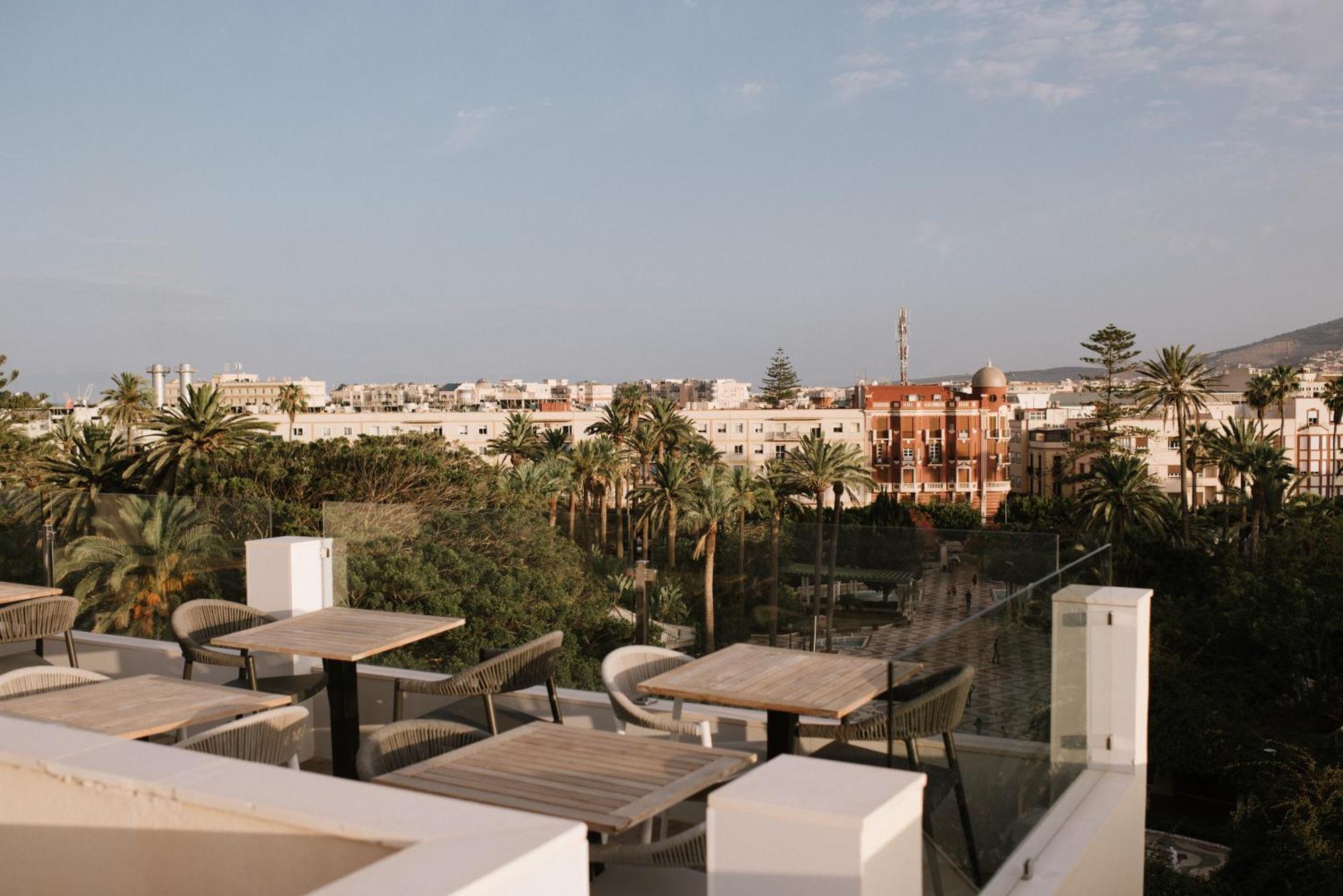 Hotel Melilla Centro ภายนอก รูปภาพ